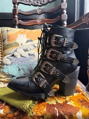 Women's Black Buckled Lace-Up Heeled Ankle Boots